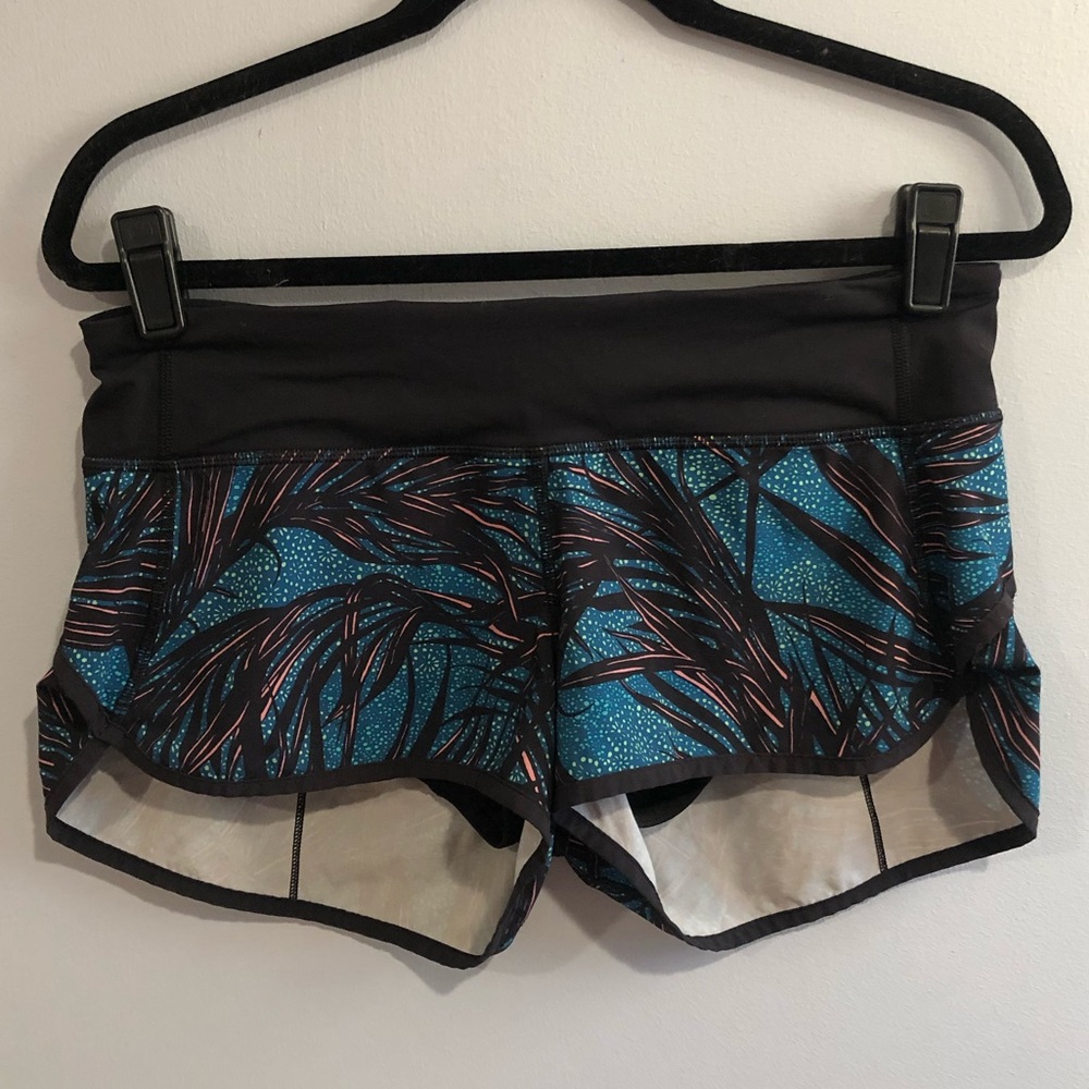 LULU LEMON SHORTS